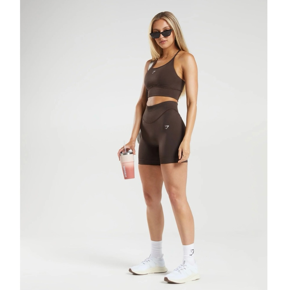 NWOT GYMSHARK Sweat Seamless Shorts in Shadow Brown Size XS - Picture 13 of 14